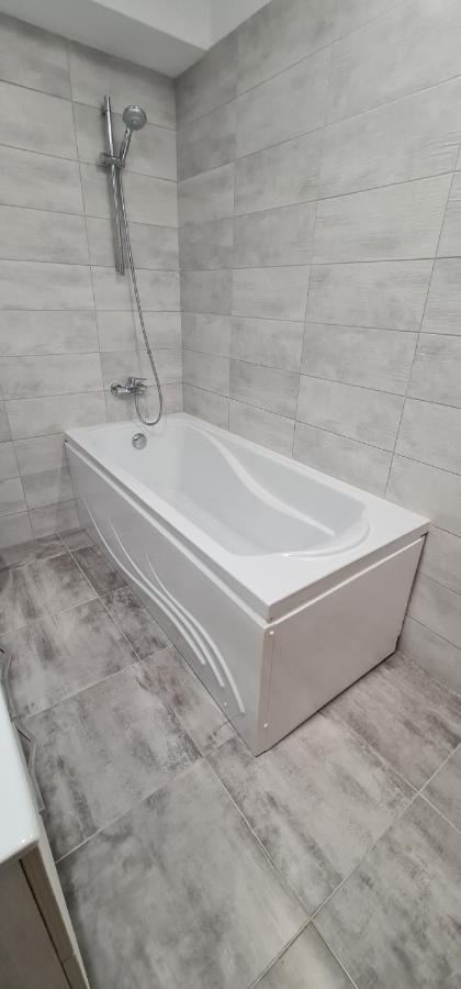 Apartament Bacovia Μπακάου Εξωτερικό φωτογραφία